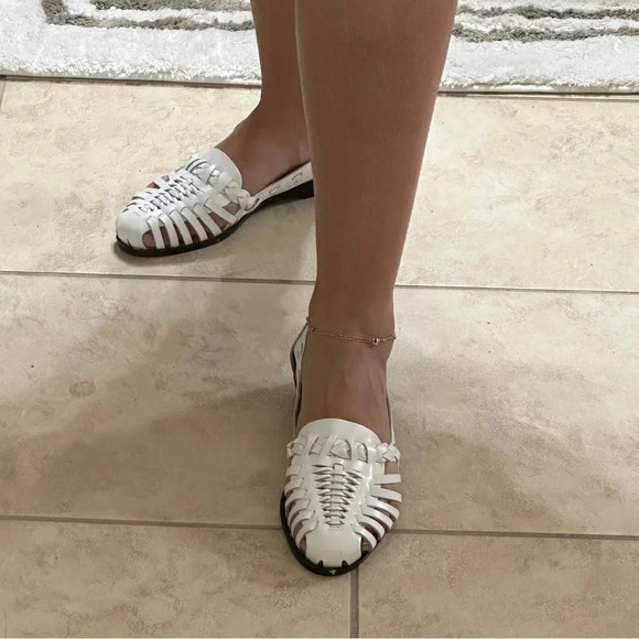 White leather huarache sandals - Picture 9 of 9